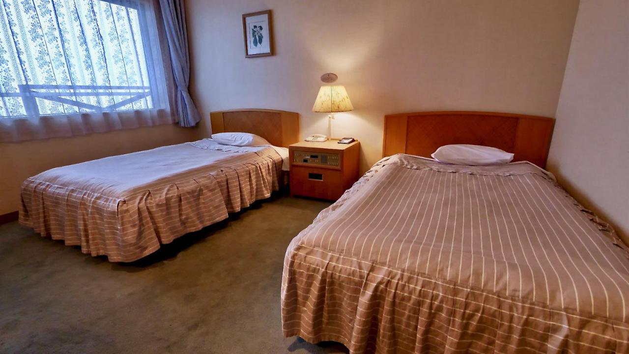 Hotel Aso Skyblue Exteriör bild